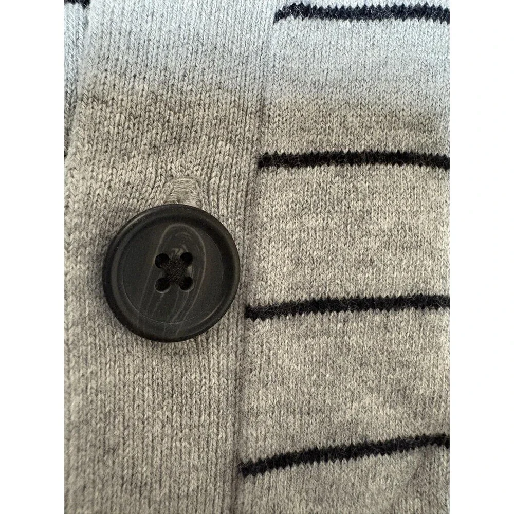 Banana Republic Sweater Mens L Gray Stripe V-Neck Button Front Cardigan Pockets